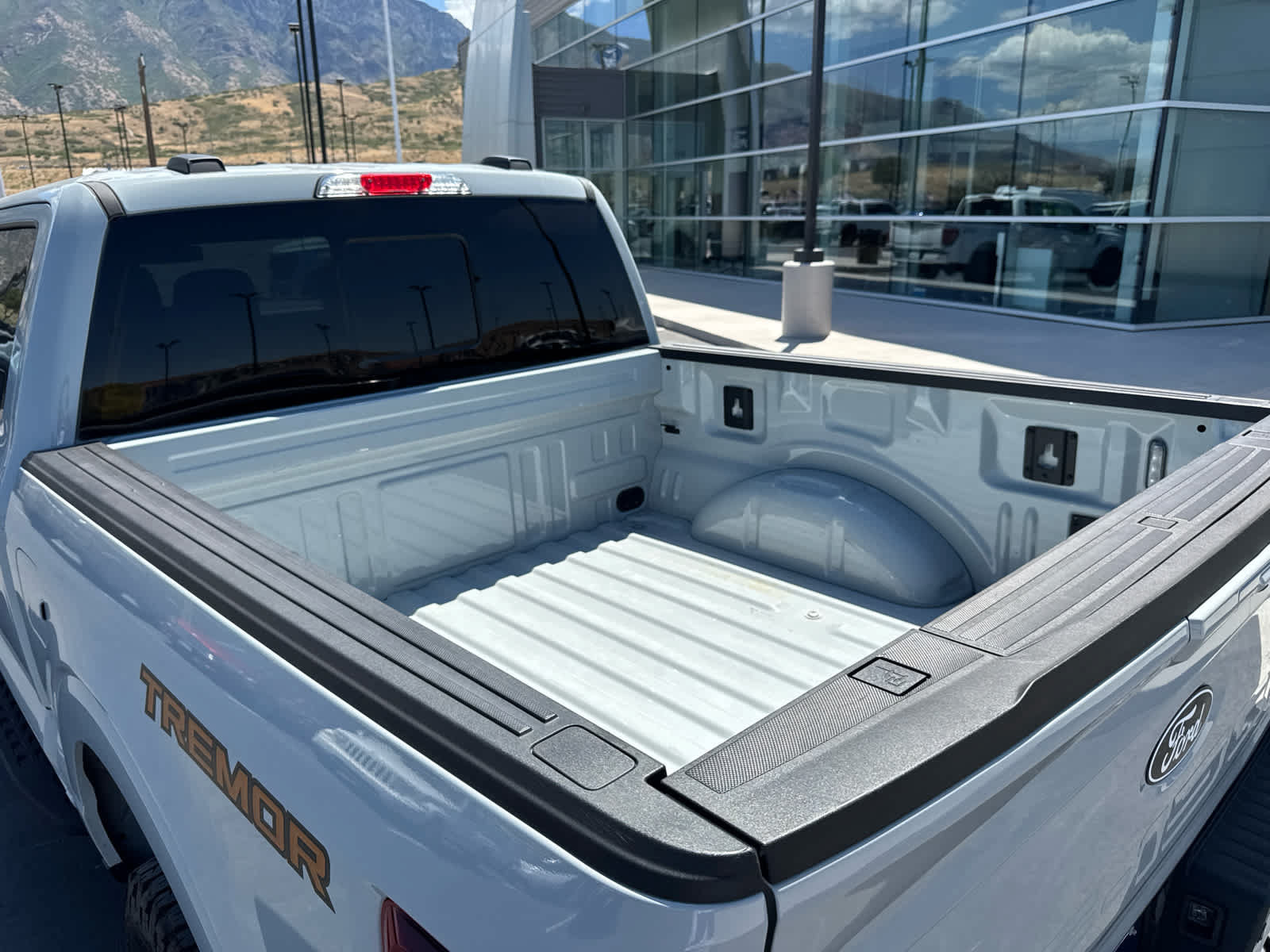 Certified 2024 Ford F150 Tremor w/ Bed Utility Package AWD/4WD image 15