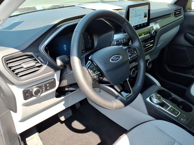 Certified 2024 Ford Escape Active AWD/4WD image 18