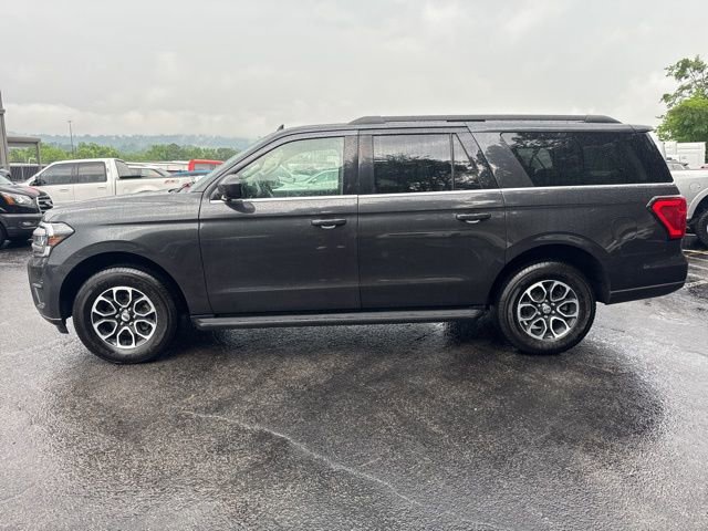 Certified 2024 Ford Expedition Max XLT RWD image 4