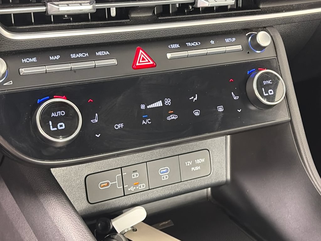 Used 2024 Hyundai Sonata SEL FWD image 21
