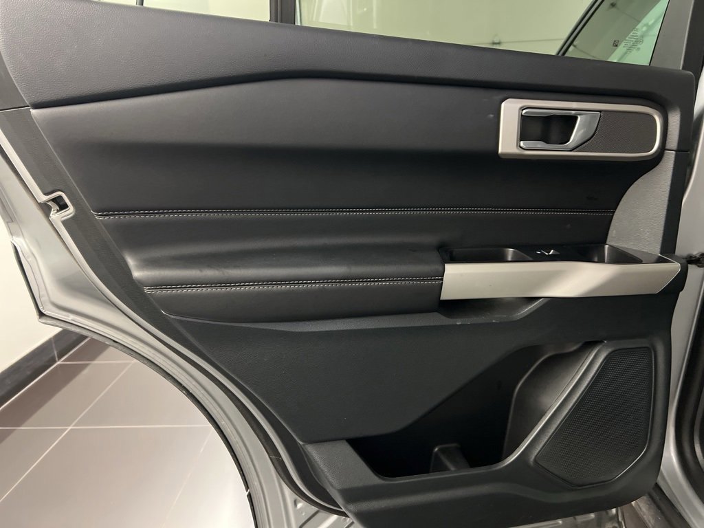 Certified 2023 Ford Explorer XLT w/ Equipment Group 202A image 33