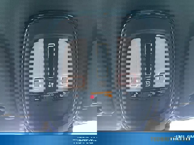 Used 2024 Volvo V60 T8 Polestar image 38