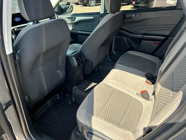 Certified 2022 Ford Escape SE w/ SE Sport Appearance Package FWD image 12