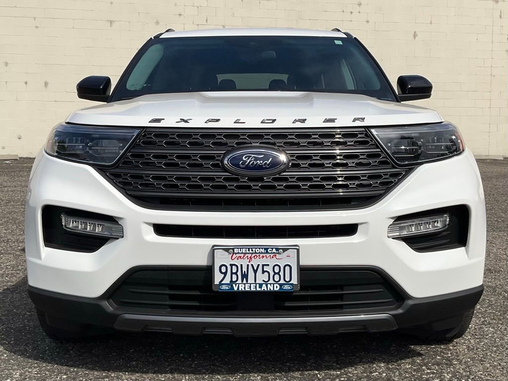 Certified 2022 Ford Explorer XLT w/ Equipment Group 202A image 25