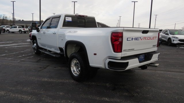 Used 2022 Chevrolet Silverado 3500 High Country image 3