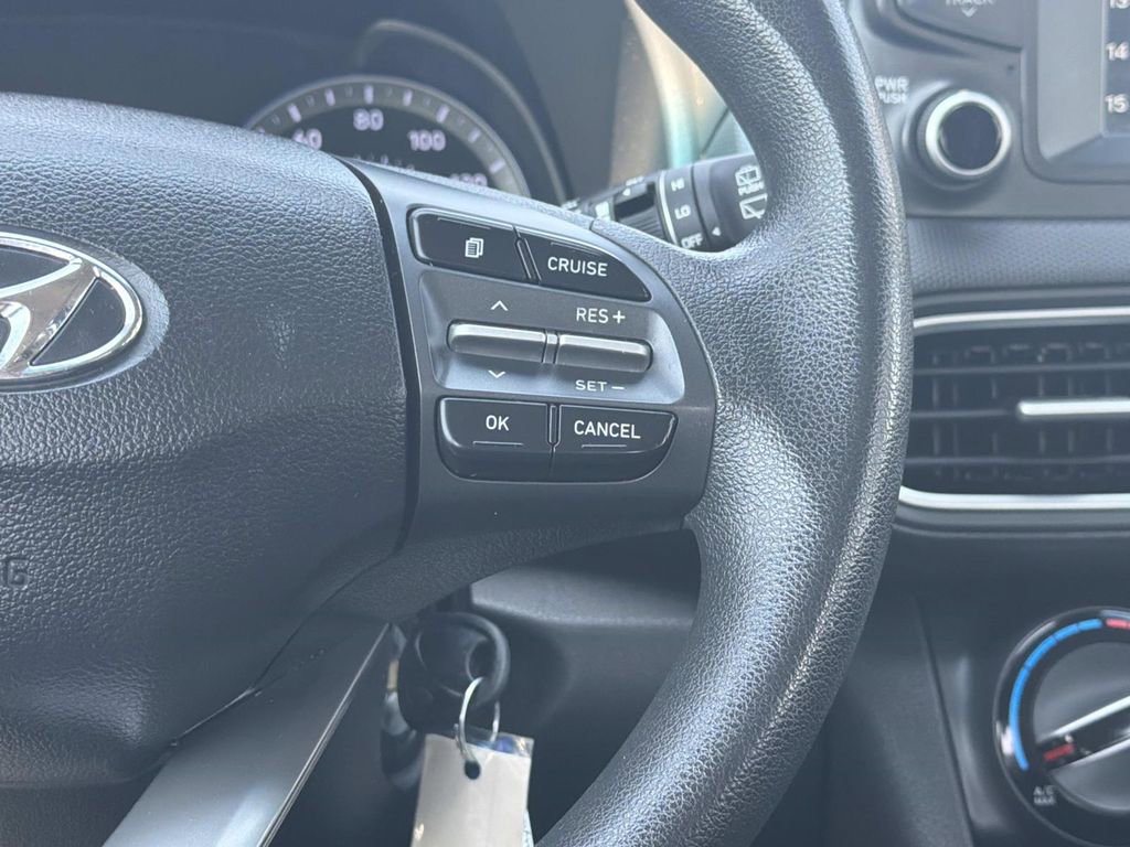 Used 2019 Hyundai Kona SE FWD image 13