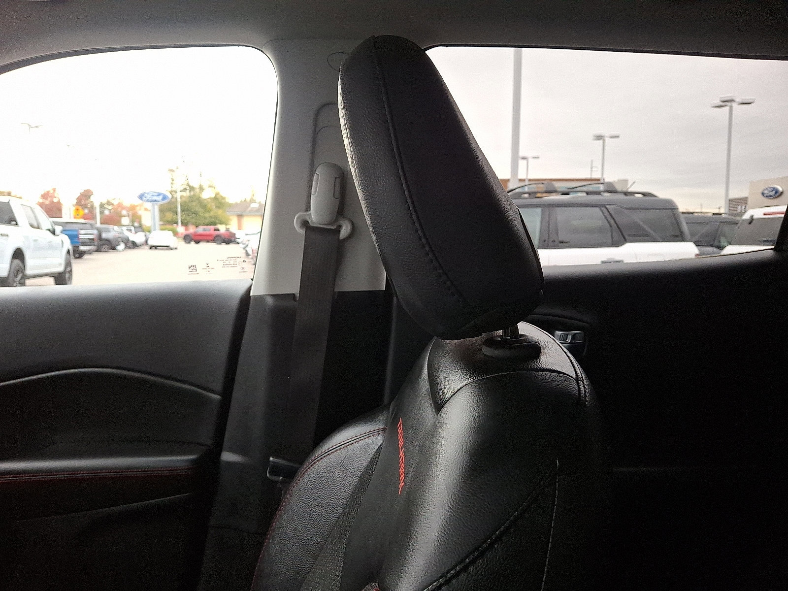 Used 2021 Jeep Compass Trailhawk w/ Convenience Group image 15