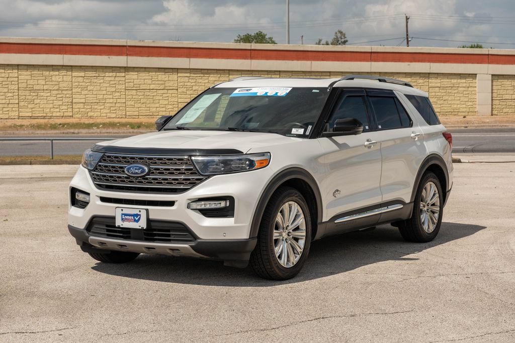 Certified 2023 Ford Explorer King Ranch w/ Technology Package RWD image 4