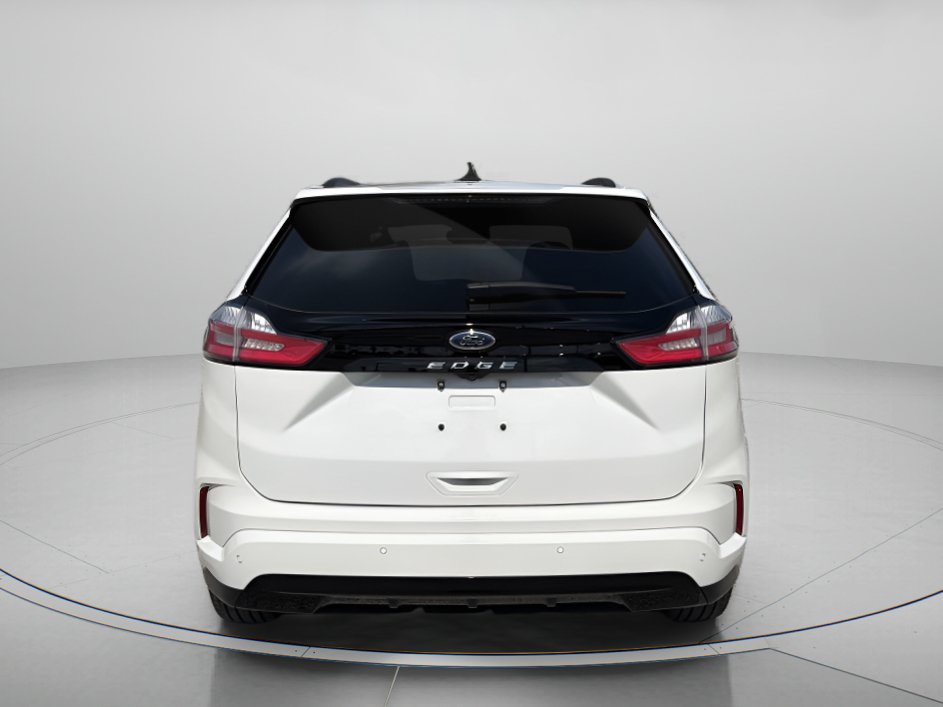 Certified 2024 Ford Edge ST-Line AWD/4WD image 4