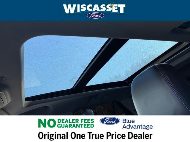 Certified 2022 Ford Explorer XLT w/ Equipment Group 202A image 15