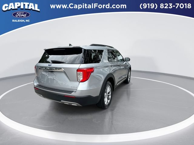 Certified 2023 Ford Explorer XLT w/ Equipment Group 202A AWD/4WD image 8