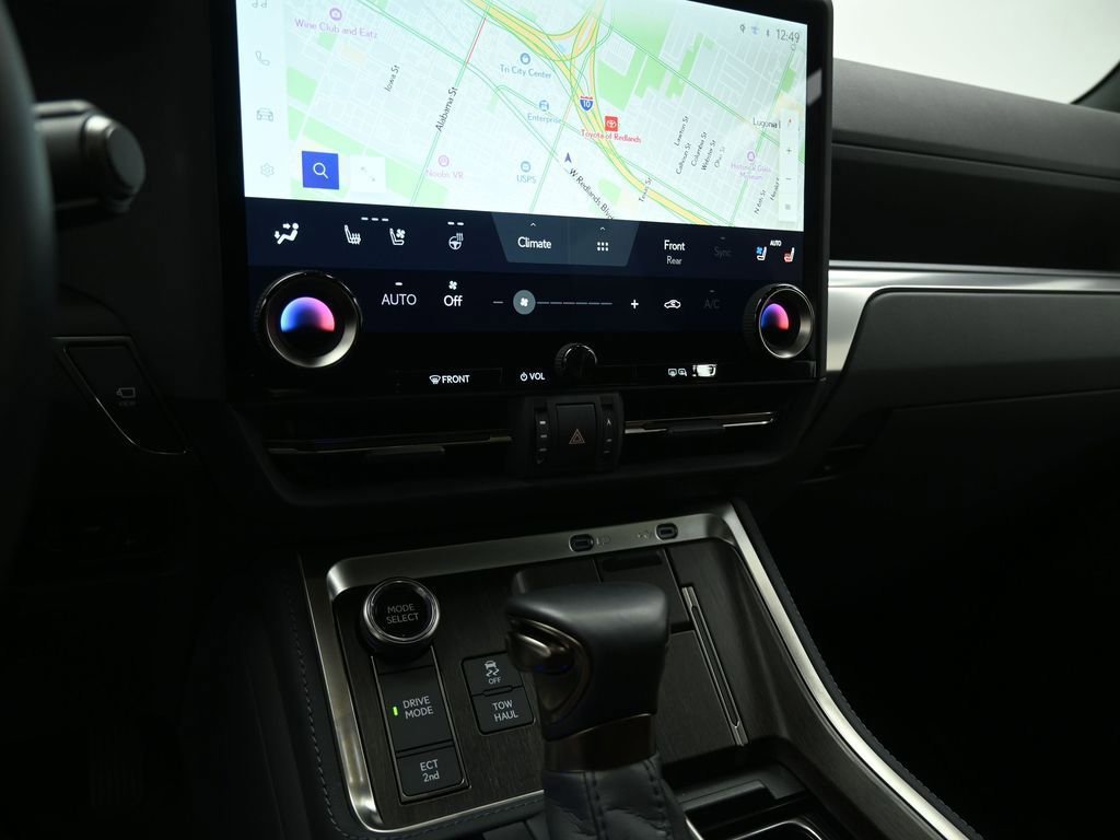 Used 2025 Lexus GX 550 image 39