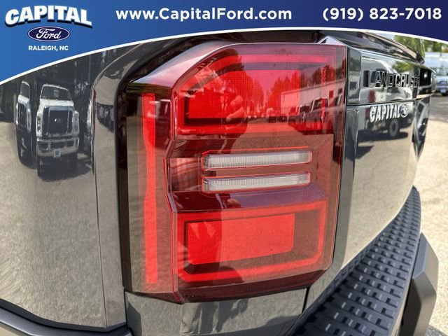Used 2026 Toyota Land Cruiser w/ Premium Package AWD/4WD image 15