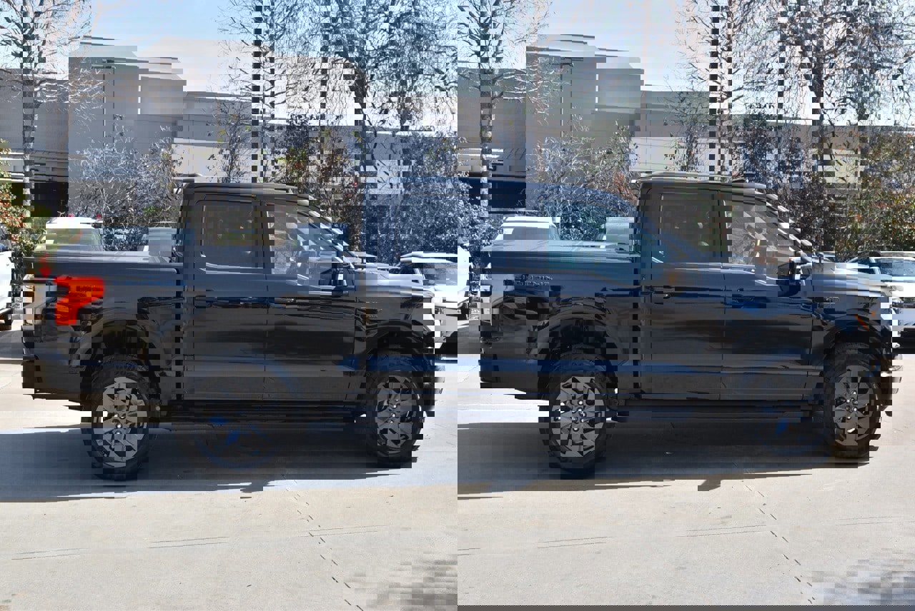 Certified 2025 Ford F150 Lightning Lariat image 10