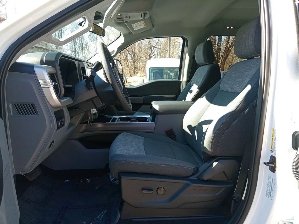 Certified 2025 Ford F250 XLT w/ FX4 Off-Road Package image 18