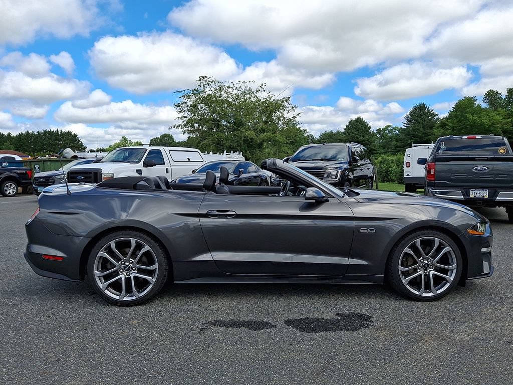 Certified 2018 Ford Mustang GT Premium w/ Equipment Group 401A RWD image 7