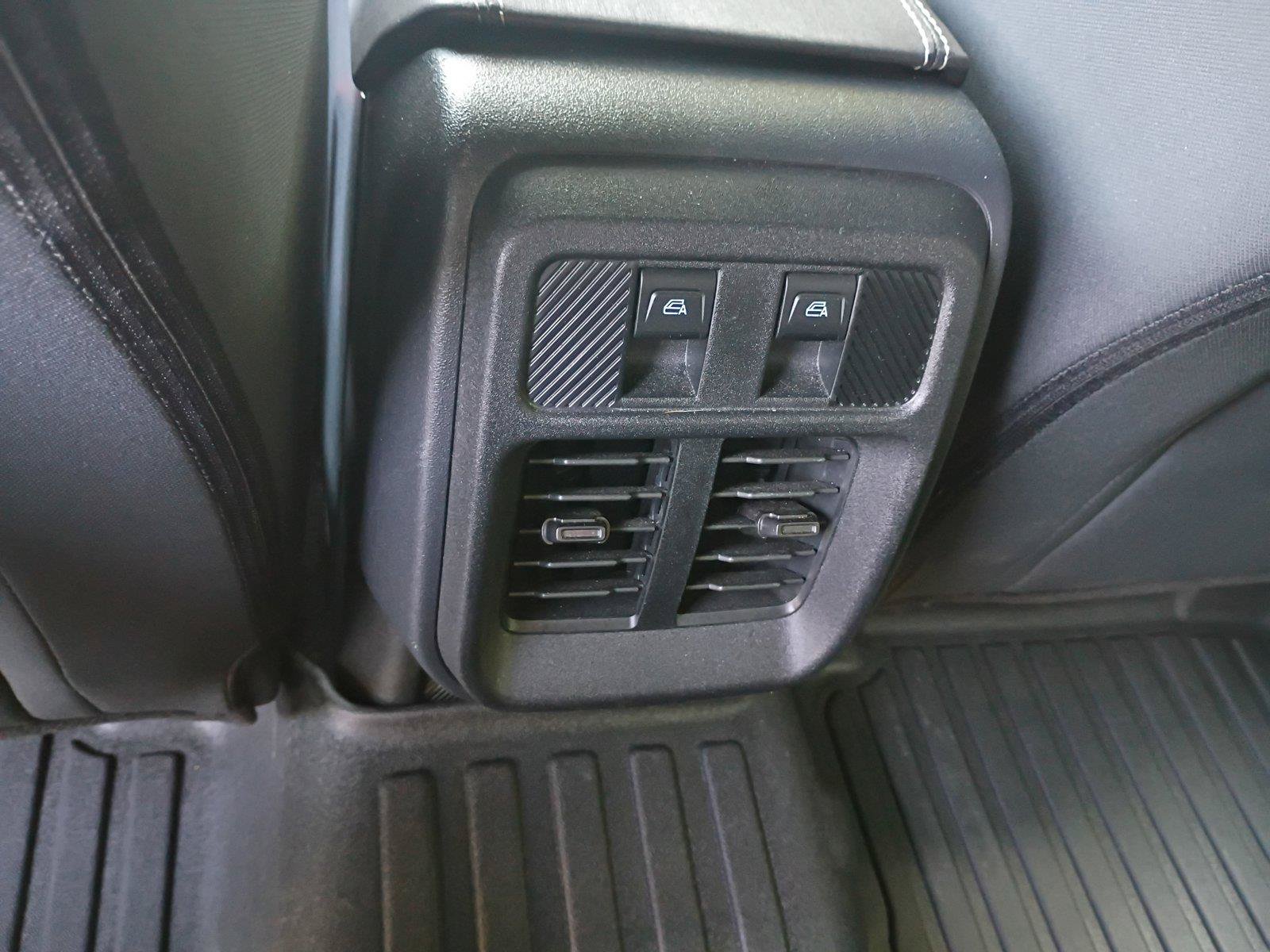 Certified 2025 Ford Bronco 4-Door AWD/4WD image 16