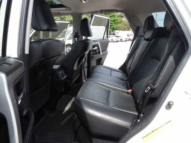 Used 2022 Toyota 4Runner Limited AWD/4WD image 28