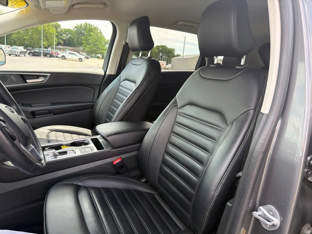 Certified 2024 Ford Edge SEL w/ Convenience Package AWD/4WD image 12