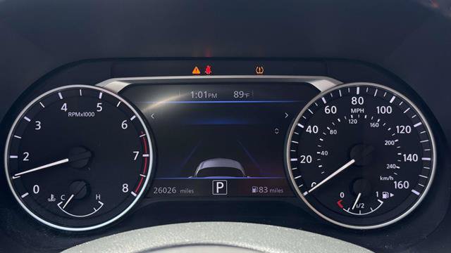 Used 2025 Nissan Sentra SR FWD image 17