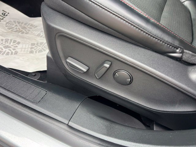Certified 2024 Ford Escape ST-Line w/ Tech Pack #1 AWD/4WD image 19