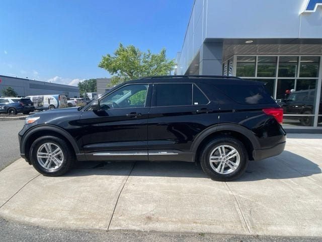 Certified 2023 Ford Explorer XLT AWD/4WD image 7