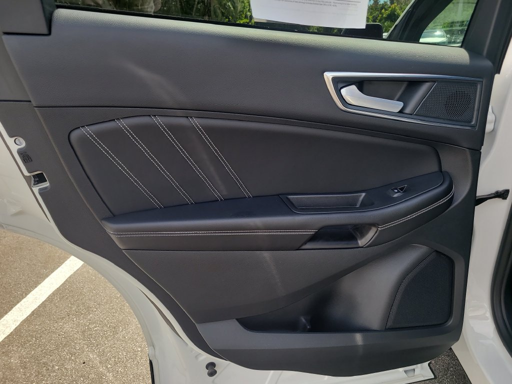 Certified 2023 Ford Edge ST AWD/4WD image 8