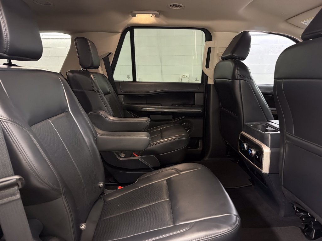 Certified 2024 Ford Expedition XLT RWD image 33