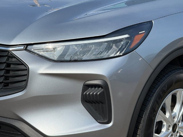 Certified 2024 Ford Escape Active AWD/4WD image 15