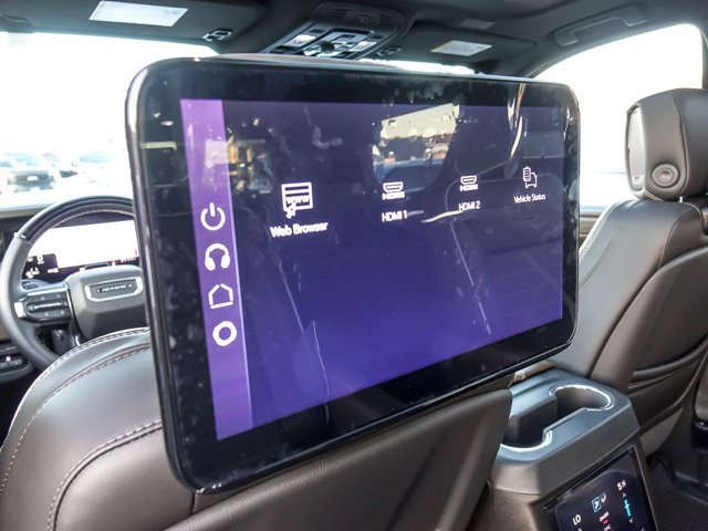 Used 2026 GMC Yukon Denali Ultimate AWD/4WD image 18