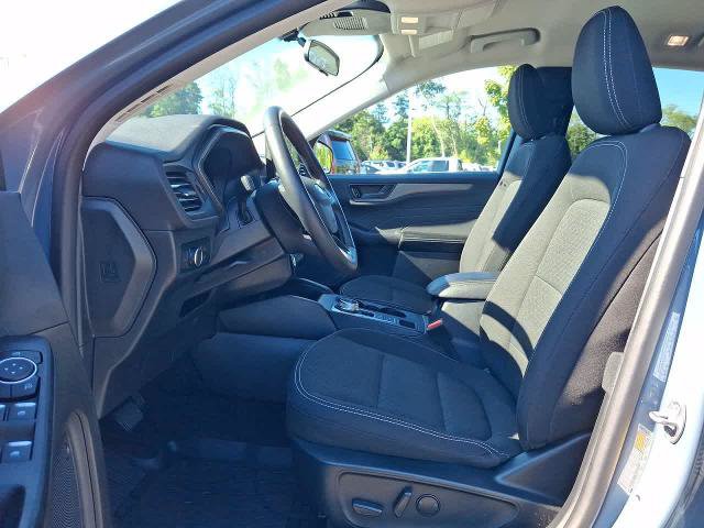 Certified 2024 Ford Escape Active w/ Tech Pack #1 AWD/4WD image 17