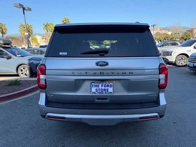 Certified 2024 Ford Expedition Max XLT image 4