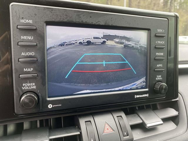 Used 2022 Toyota RAV4 XLE Premium image 28