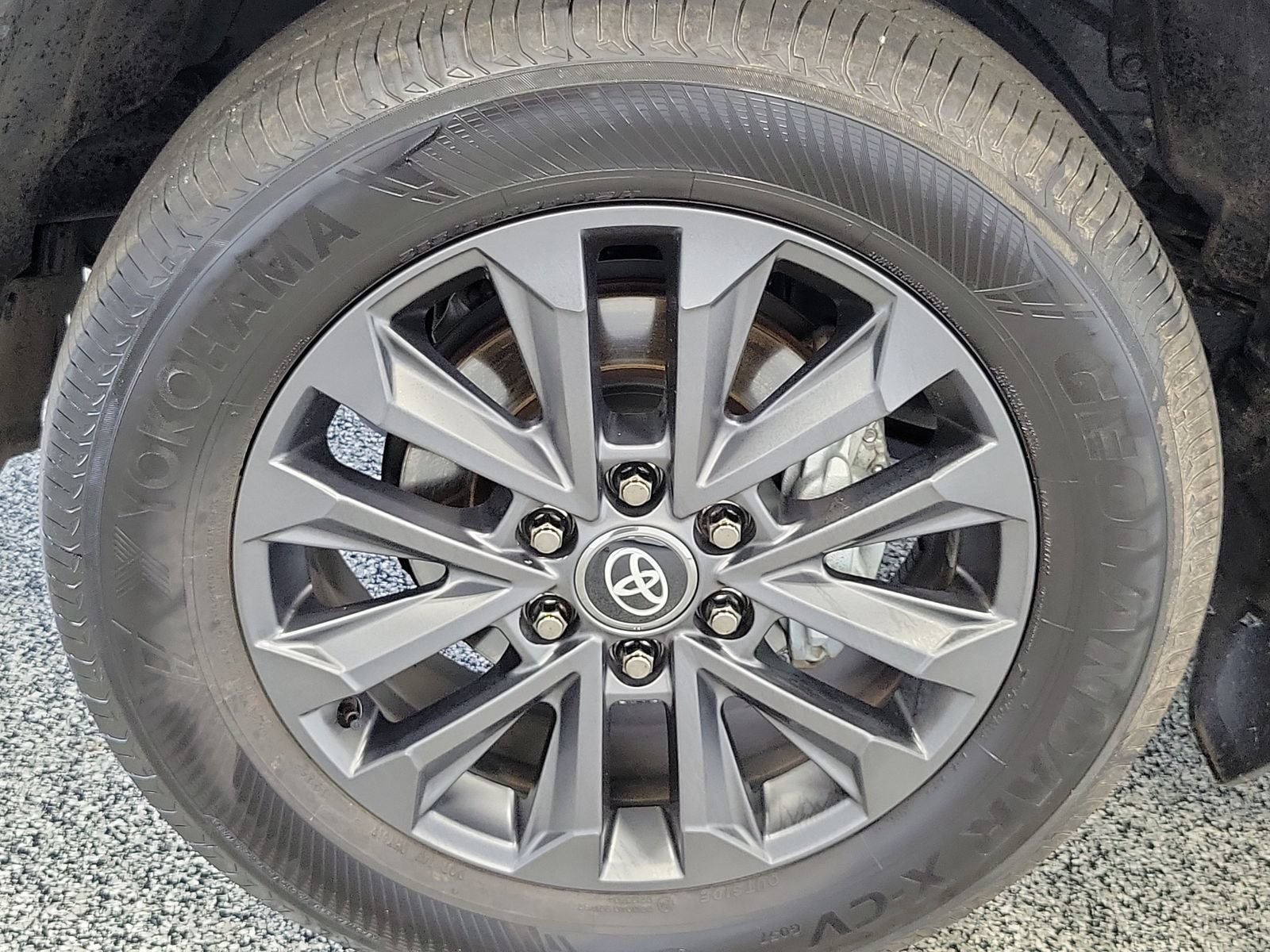 Used 2025 Toyota Land Cruiser w/ Premium Package AWD/4WD image 5