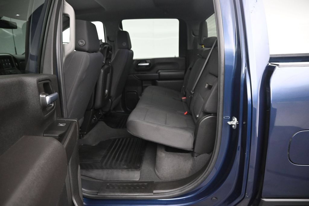 Used 2022 Chevrolet Silverado 2500 Custom w/ Custom Value Package AWD/4WD image 19