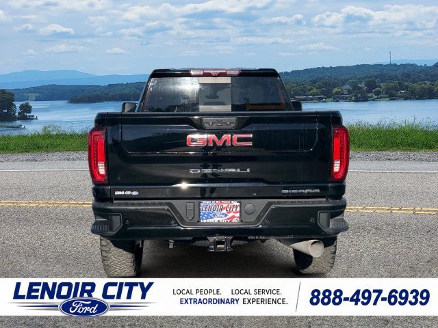 Used 2023 GMC Sierra 2500 Denali w/ Denali Ultimate Package AWD/4WD image 15