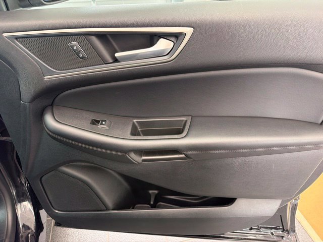 Certified 2023 Ford Edge SEL w/ Convenience Package AWD/4WD image 12