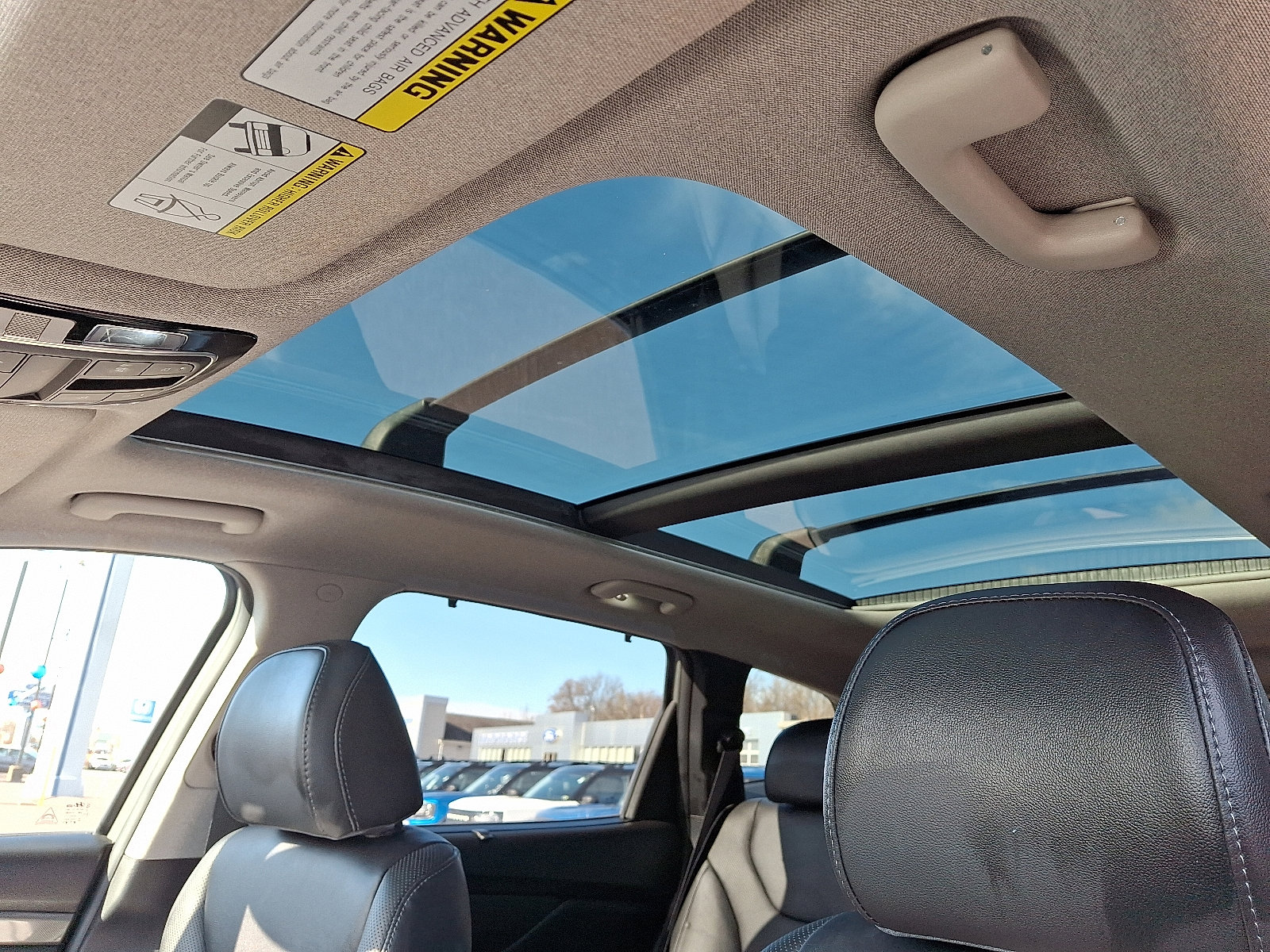 Used 2023 Hyundai Santa Fe Limited image 21