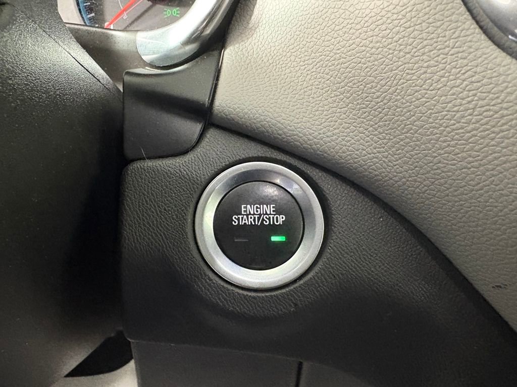 Used 2020 Chevrolet Equinox LS w/ LS Convenience Package image 22