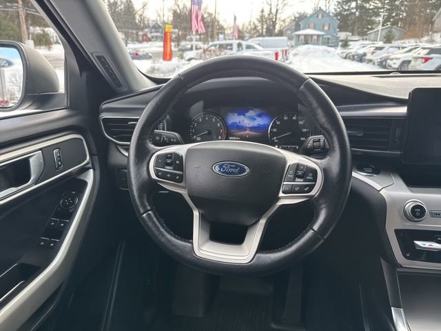 Certified 2021 Ford Explorer XLT w/ Equipment Group 202A image 23