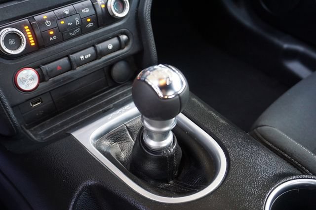 Certified 2019 Ford Mustang GT RWD image 8