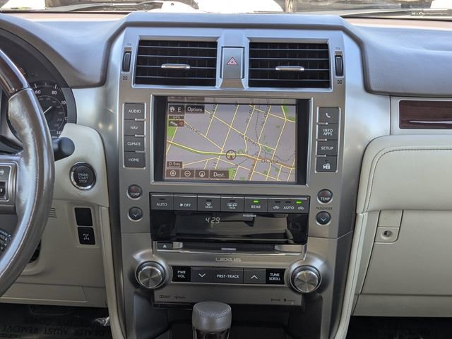 Used 2018 Lexus GX 460 Premium w/ Premium Package AWD/4WD image 16