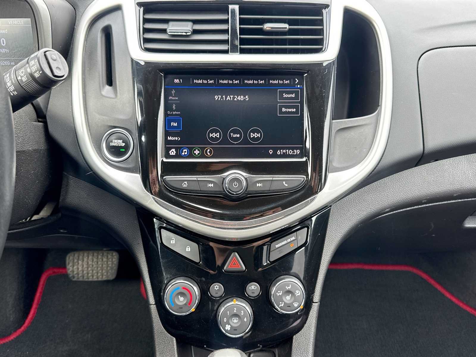 Used 2020 Chevrolet Sonic LT w/ Convenience Package FWD image 27