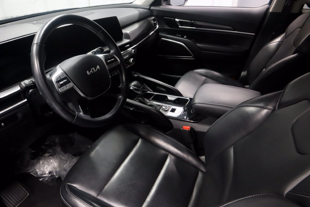 Used 2024 Kia Telluride S FWD image 25