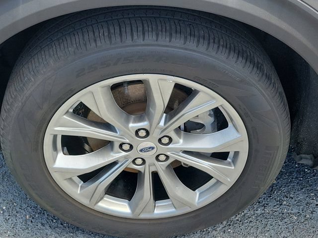Certified 2023 Ford Explorer XLT w/ Equipment Group 202A RWD image 8