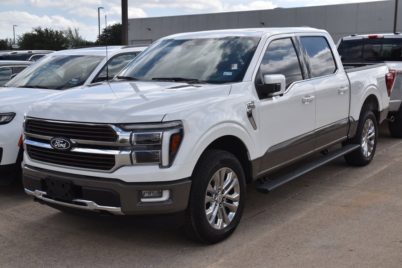 Certified 2025 Ford F150 King Ranch w/ FX4 Off-Road Package AWD/4WD image 2