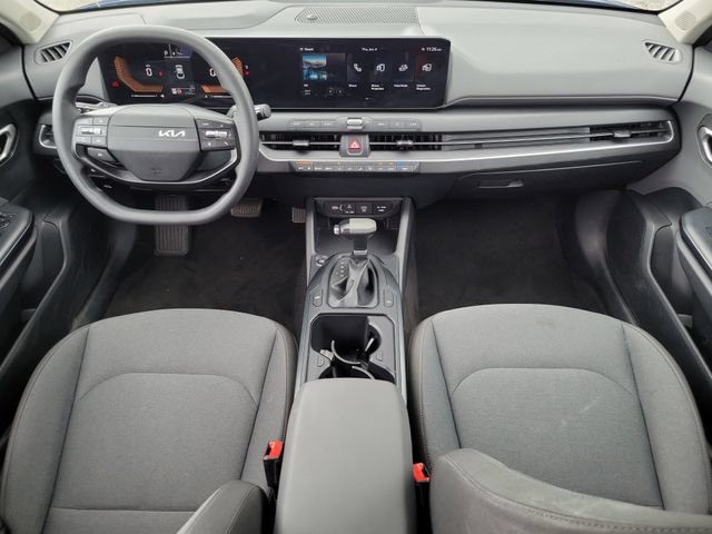 Used 2025 Kia K4 FWD image 12