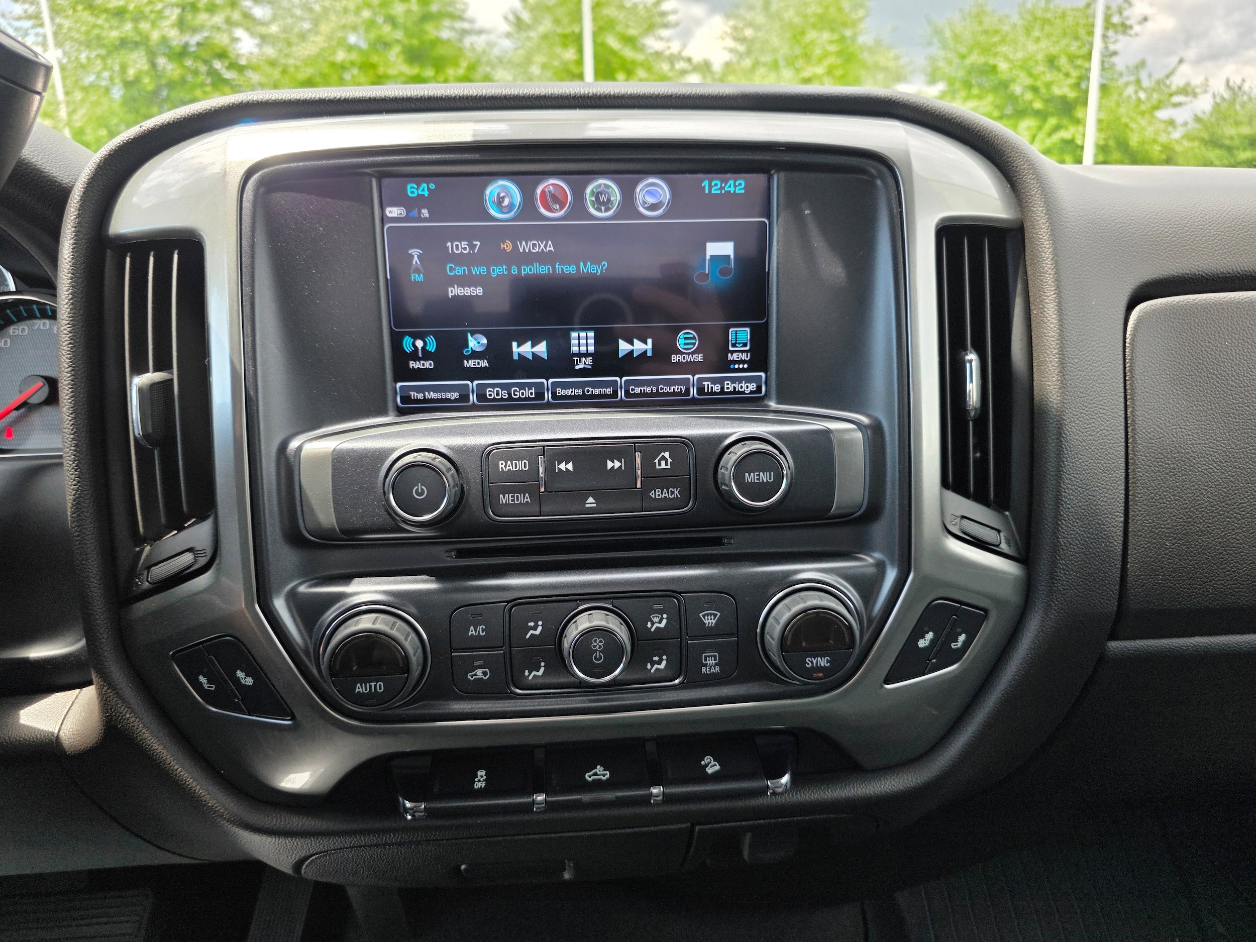 Used 2019 Chevrolet Silverado 1500 LT w/ All Star Edition AWD/4WD image 13