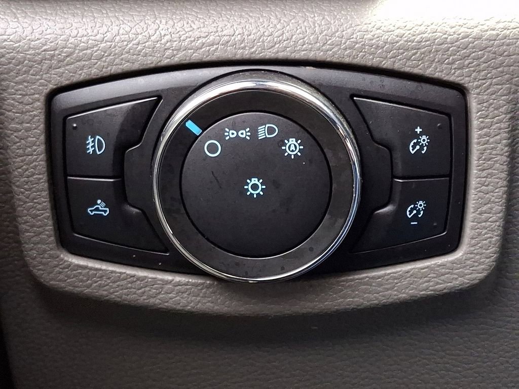 Certified 2022 Ford F350 XLT w/ Black Appearance Package image 25