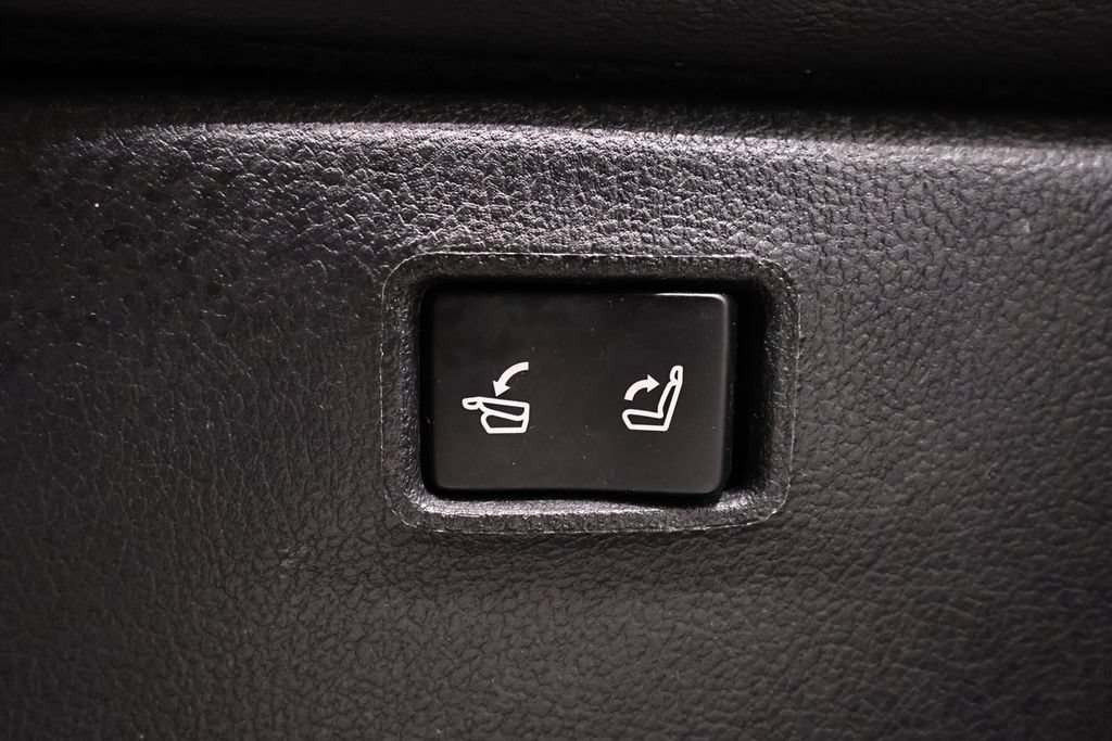 Used 2023 Lexus RX 350 AWD w/ Cold Area Package image 18